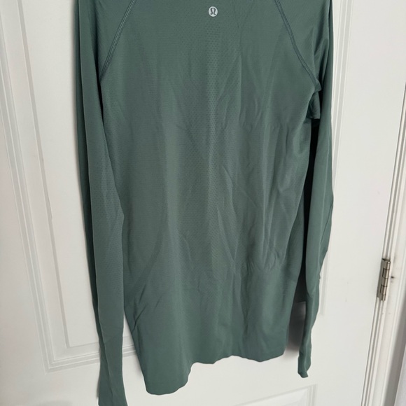 Lululemon Swiftly Tech Long-Sleeve Shirt size 10 - Picture 8 of 9